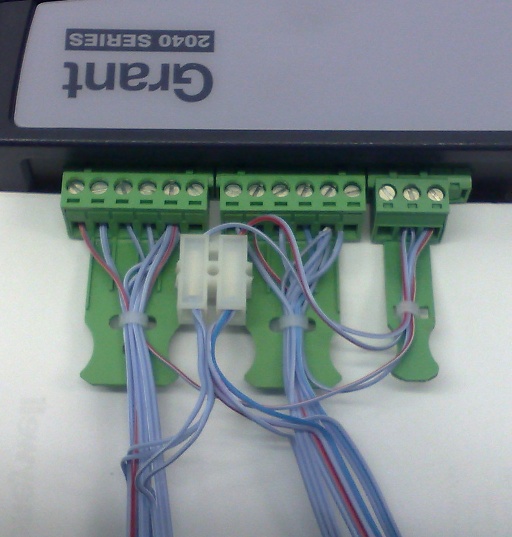 Example of wiring multiple sensors to a datalogger
